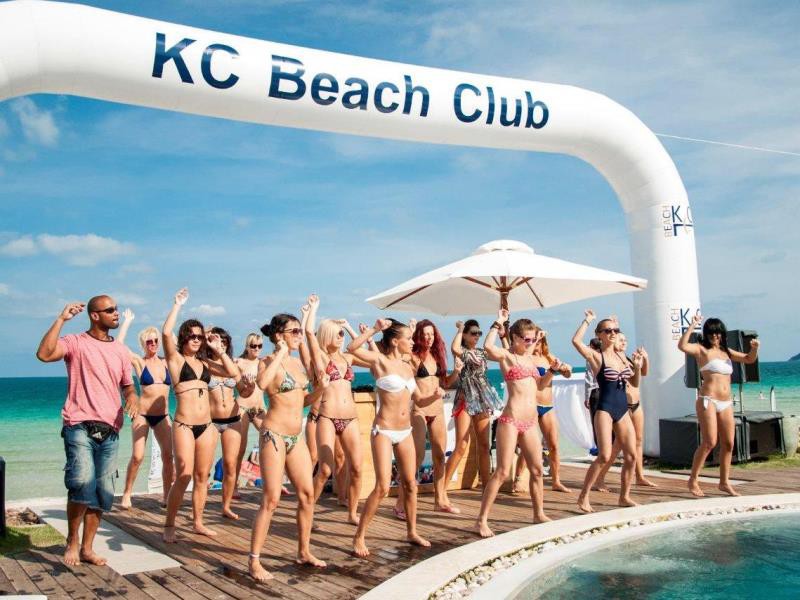kc beach club and pool villas