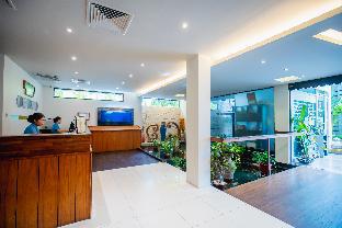 kc beach club and pool villas