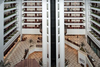 intercontinental muscat by ihg