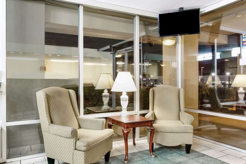 days inn by wyndham muscle shoals florence