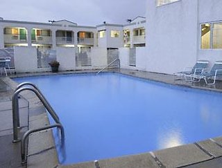 Howard Johnson By Wyndham Colorado Springs,El Paso County>>Colorado Springs,2 star