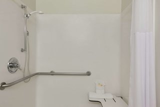 days inn and suites by wyndham conroe north