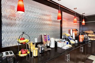 days inn and suites by wyndham conroe north