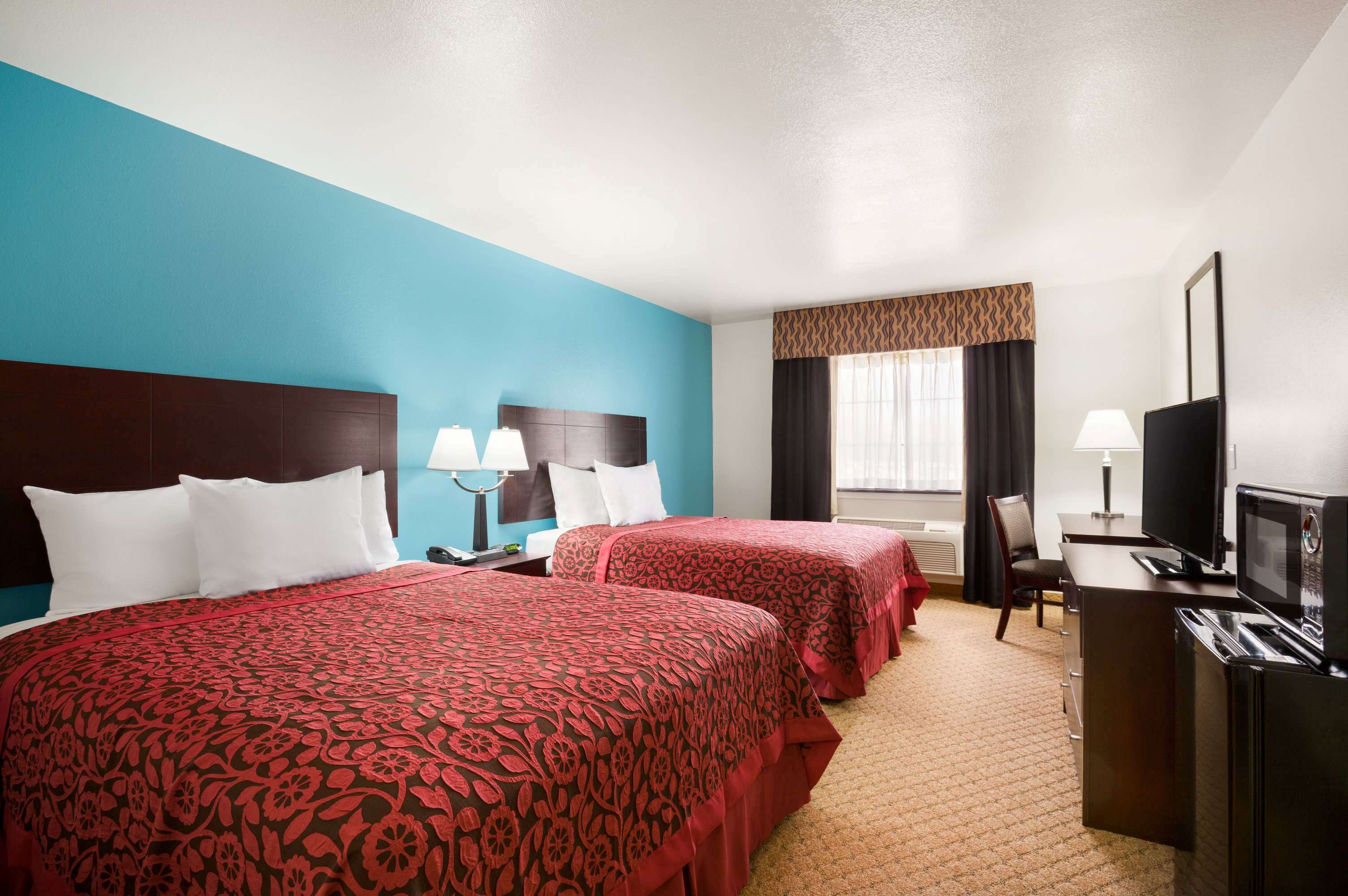 days inn and suites by wyndham conroe north
