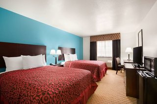 days inn and suites by wyndham conroe north