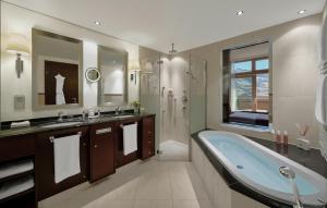 hotel schloss lebenberg