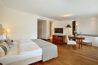 hotel schloss lebenberg