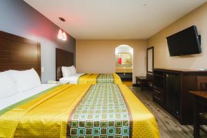 Home Place Inn,Westbury>>Houston,2 star