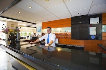 kyparissia beach hotel