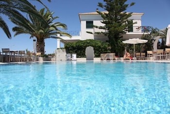 kyparissia beach hotel