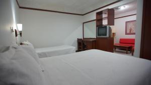 hotel bachue girardot