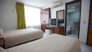 hotel bachue girardot