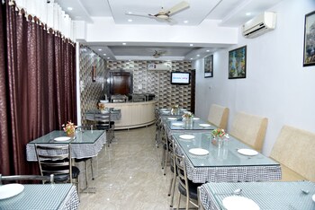Hotel Royal Classic,Uttar Pradesh>>Bareilly,3 star