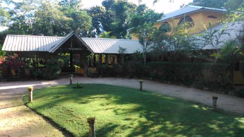 sunnyside holiday bungalow