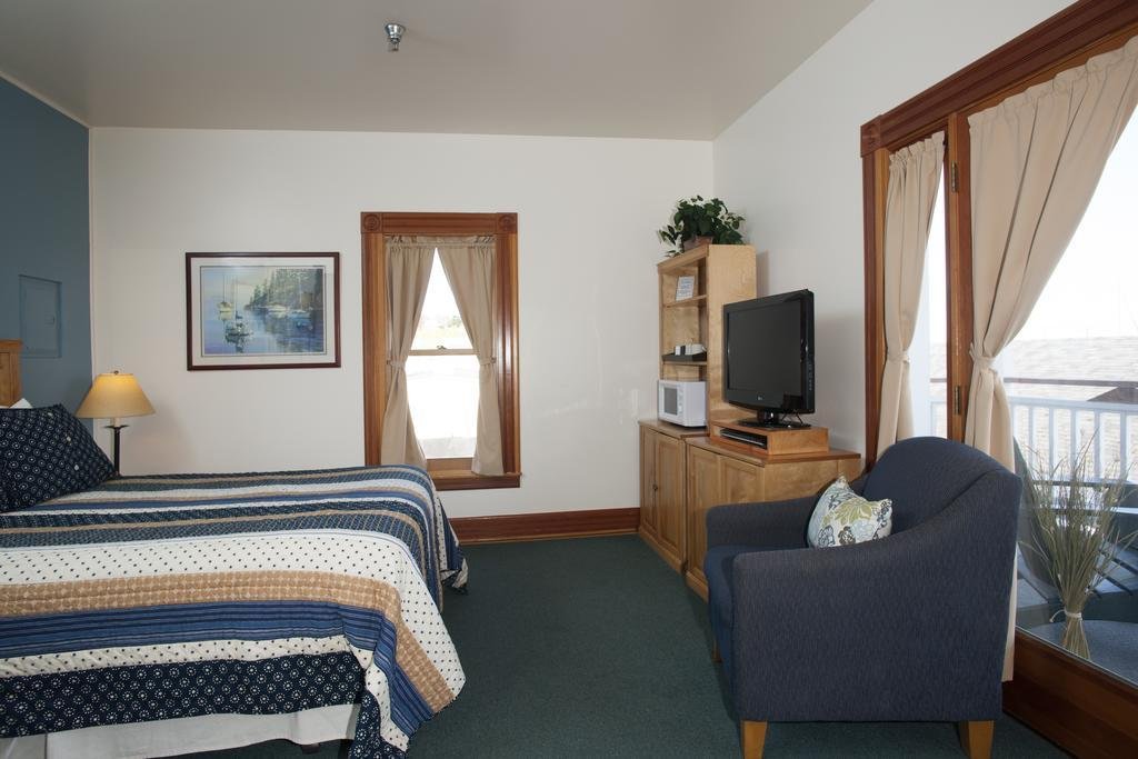 The Swan Hotel,Port Townsend>>Langley,2 star