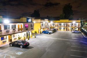 starlight inn south el monte