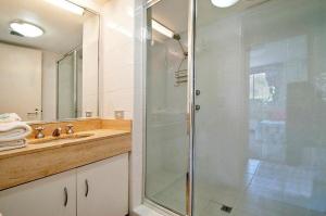 noosa international resort