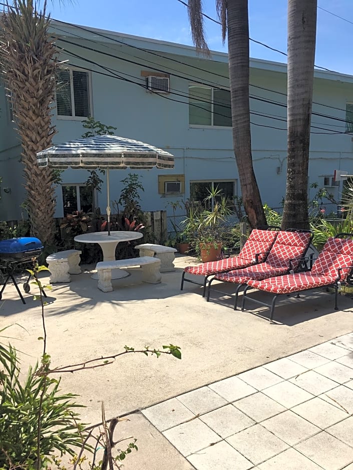 dee jay beach resort