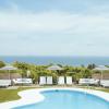 Breakers Montauk,,3 star