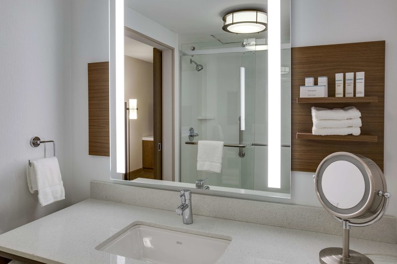 hilton garden inn oklahoma city airport