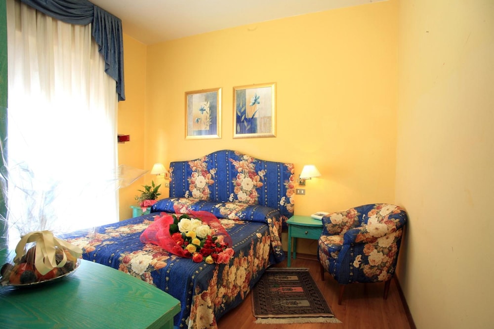 hotel nuovo savi