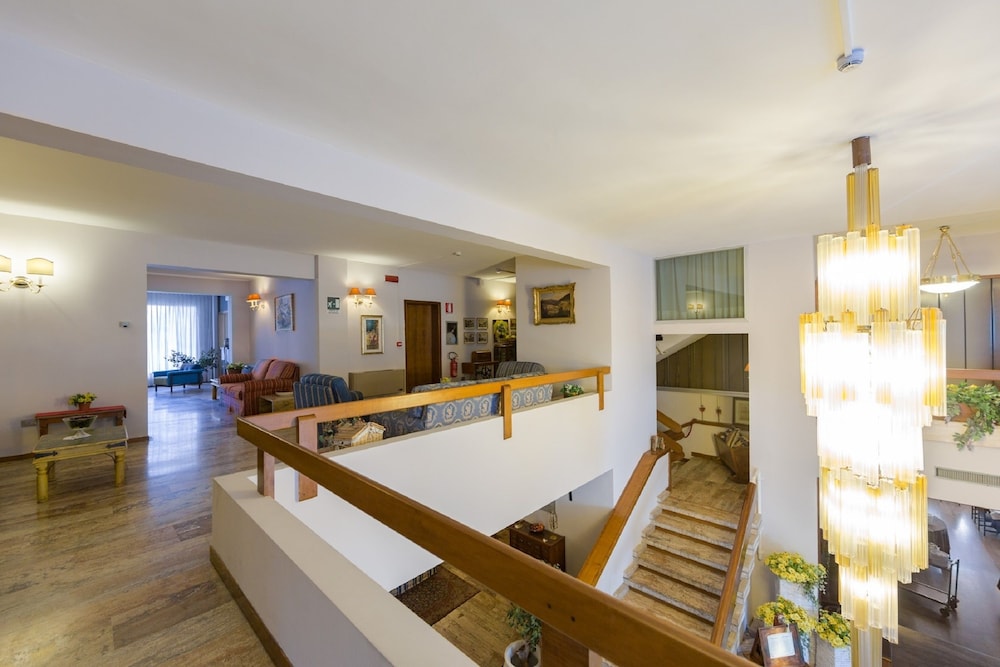 hotel miro