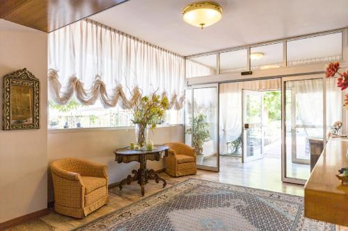 hotel miro