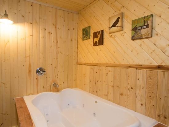 upper canyon inn and cabins