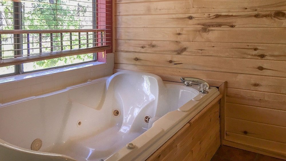 upper canyon inn and cabins