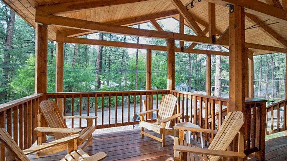 upper canyon inn and cabins