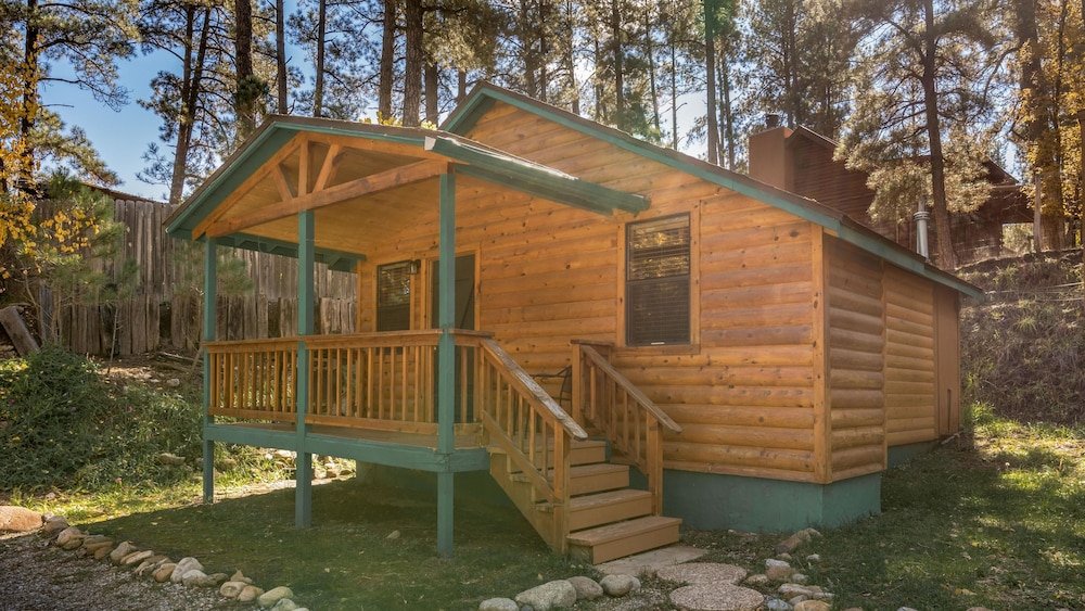 upper canyon inn and cabins