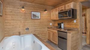 upper canyon inn and cabins