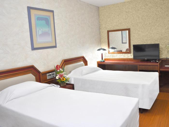 caravelle palace hotel