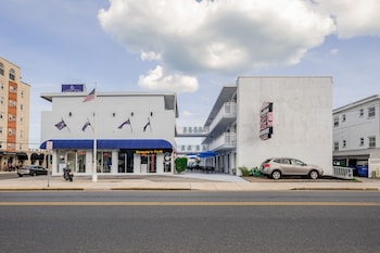 The Atlantic, Bw Signature Collection,Cape May County>>Atlantic City,3 star