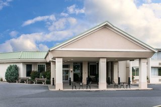 Comfort Inn Lancaster County North,East Cocalico Township>>Denver,3 star