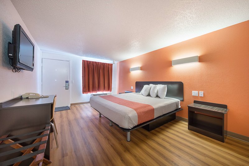 motel 6 hamburg ny