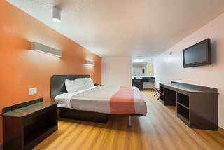 motel 6 hamburg ny