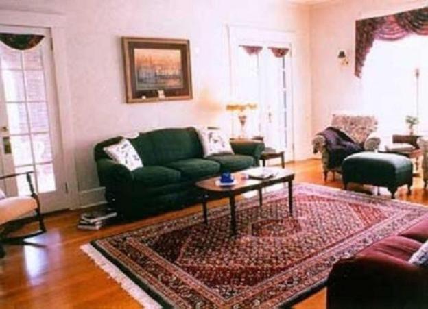 far view a bed and breakfast estate