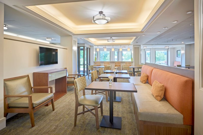 hampton inn lancaster