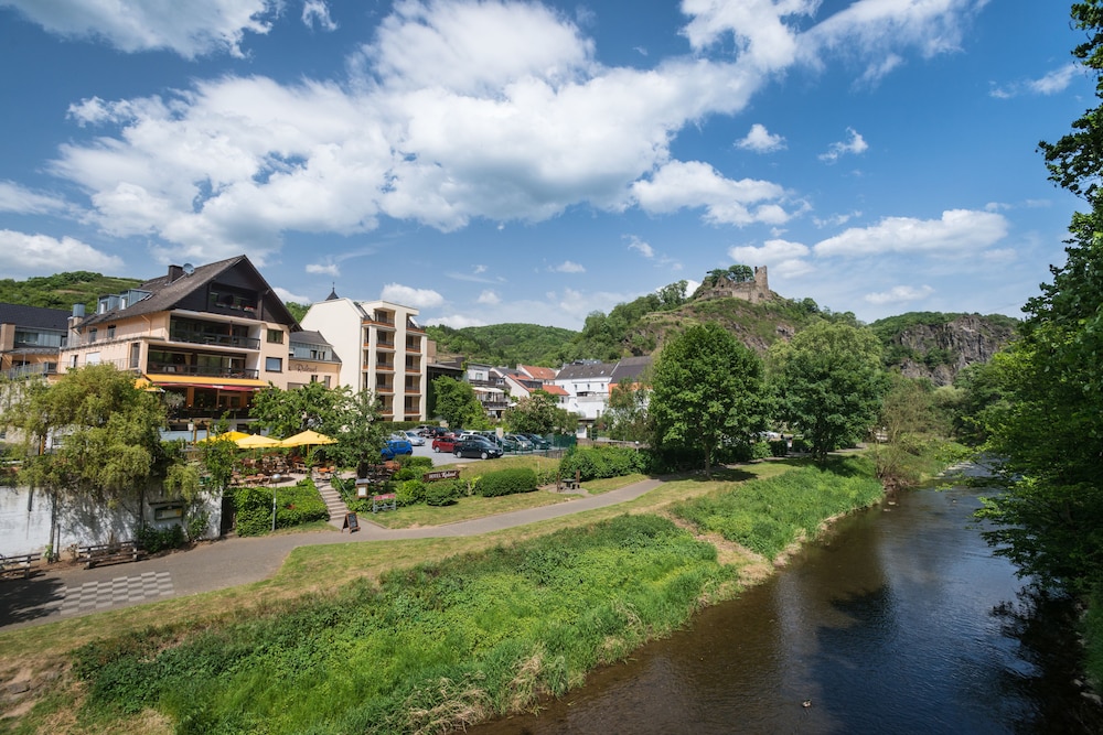 hotel restaurant ruland