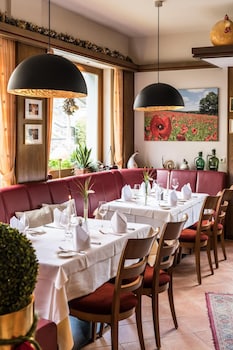 hotel restaurant ruland