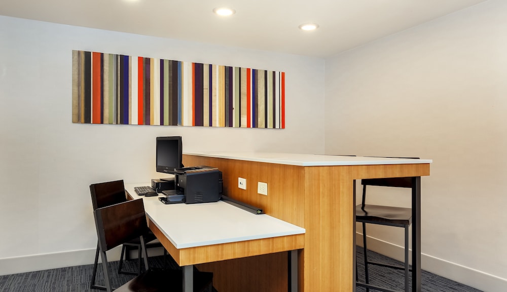 holiday inn express las vegas stadium area by ihg