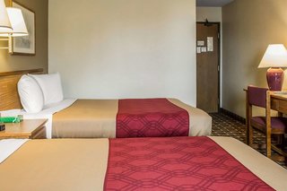 Le Mars Inn & Suites,Plymouth>>Le Mars,3 star