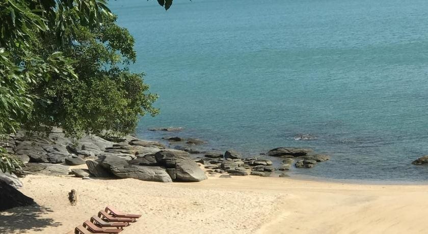 khanom hill resort