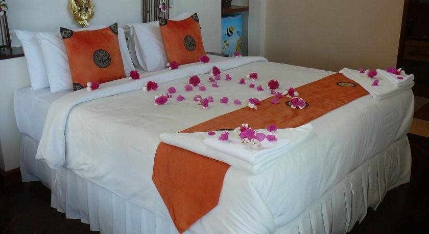 khanom hill resort