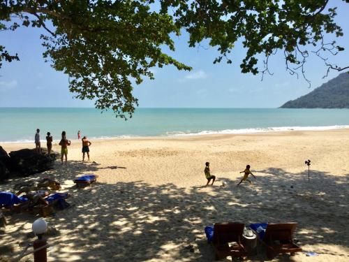 khanom hill resort