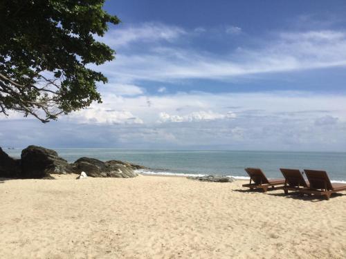 khanom hill resort