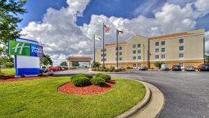 Holiday Inn Express Greenville By Ihg,North Carolina>>Greenville,3 star