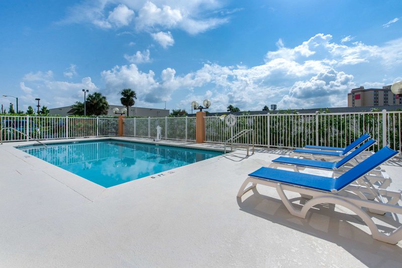 comfort inn kissimmee lake buena vista south