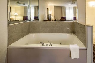 Comfort Inn Kissimmee-Lake Buena Vista South,5196 W Irlo Bronson Memorial Hwy,3 star